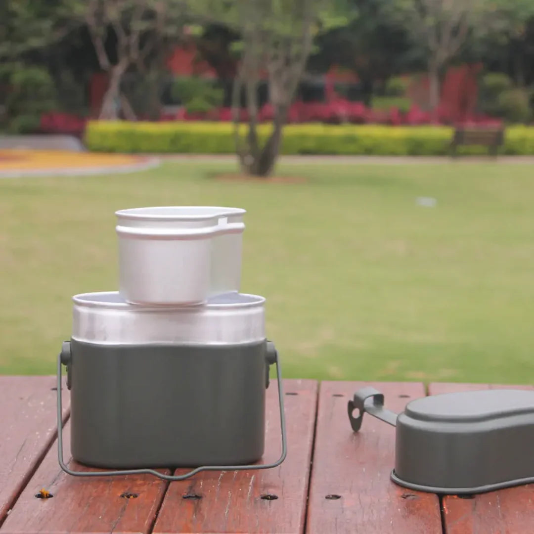 Aluminium Mess Tin Set with Utensils (German‑Style)Ls