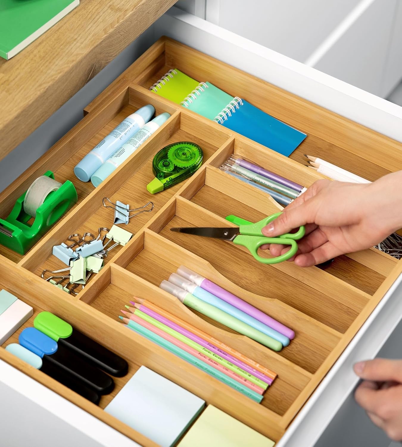 Bamboo Kitchen Drawer Organizer - Expandable Silverware Organizer/Utensil Holder and Cutlery Tray with Grooved Drawer Dividers for Flatware and Kitchen Utensils